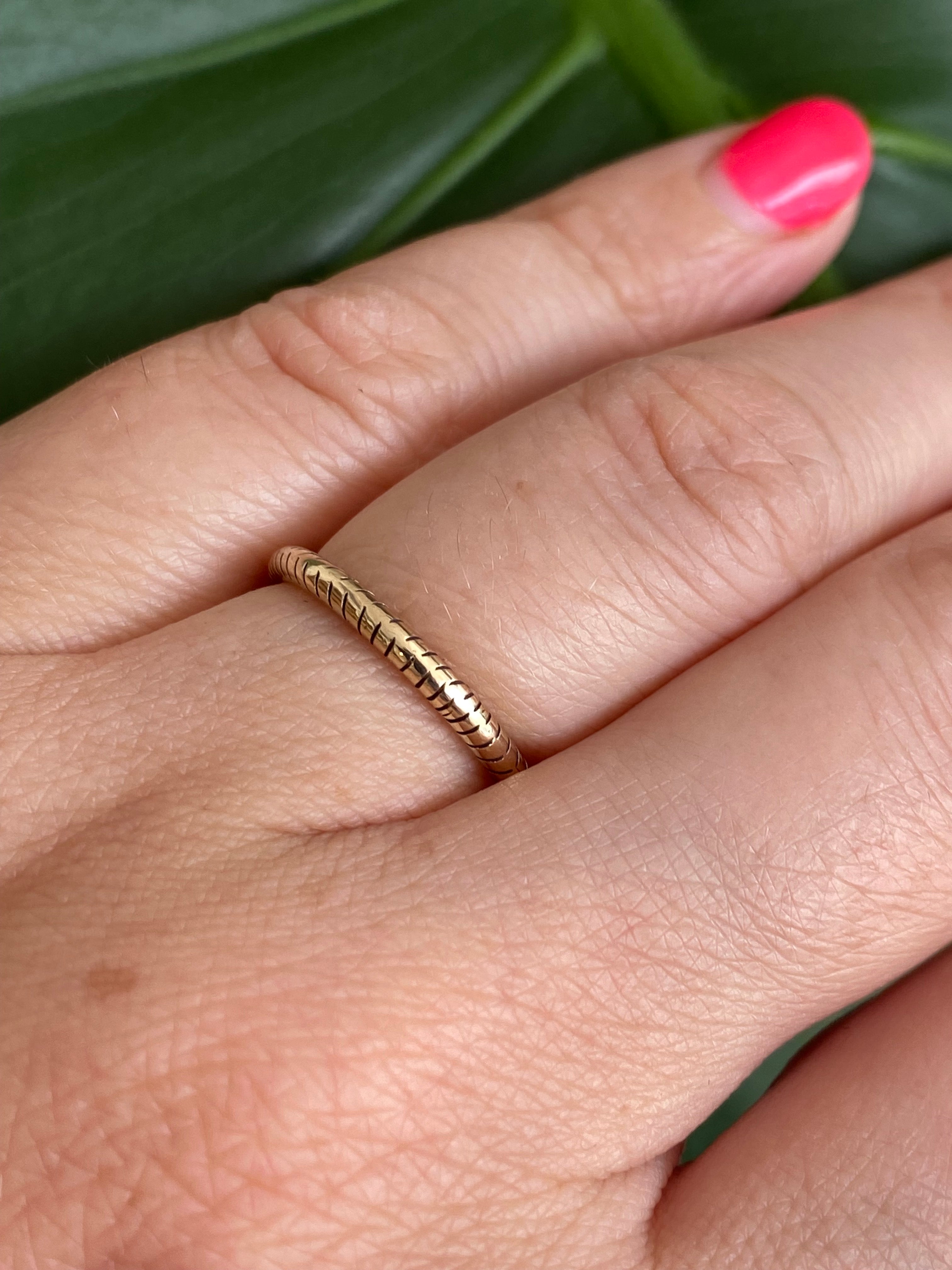 Elle Naz- Gold Scale Ring