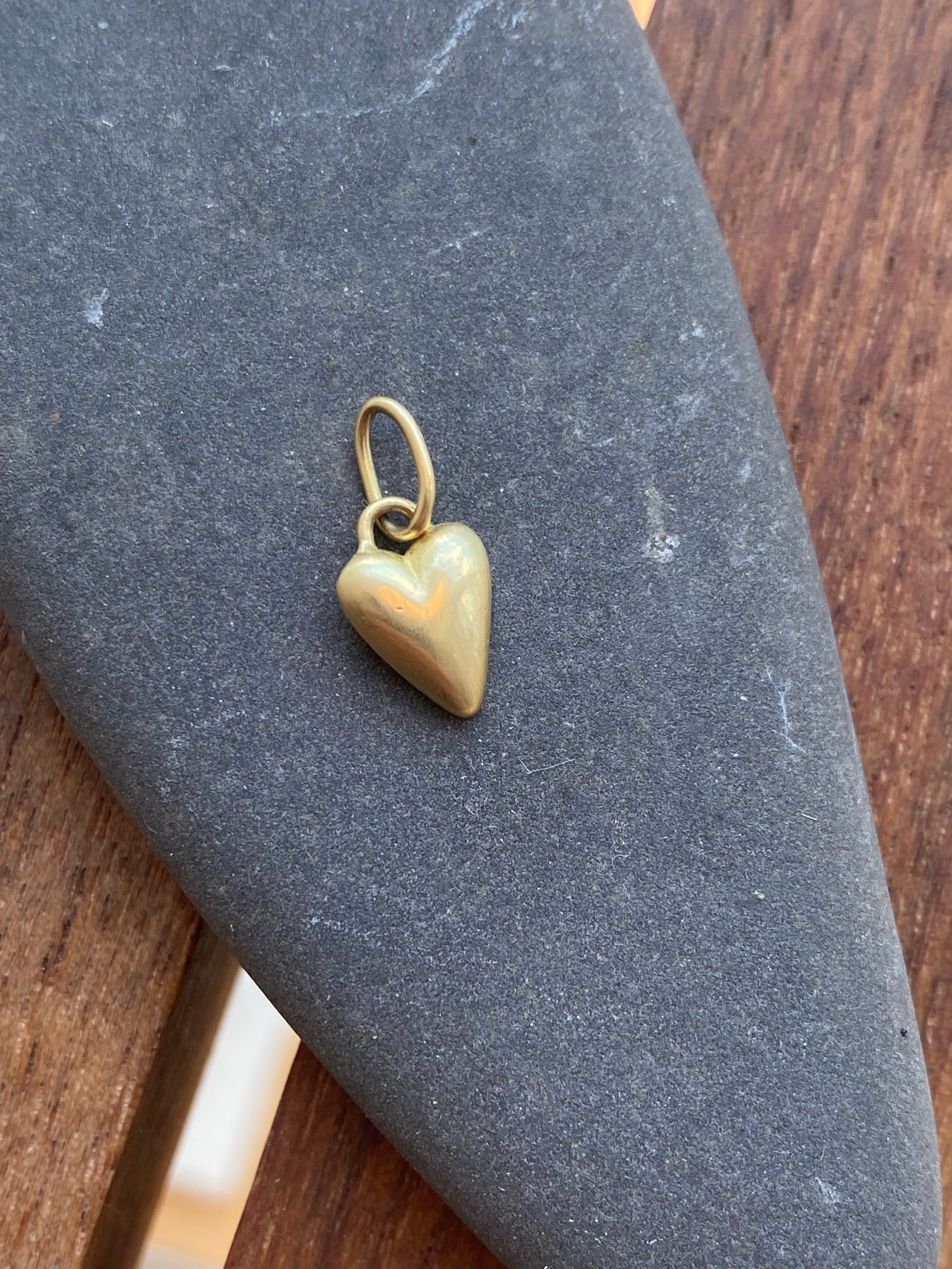 Monica Marcella- Milagros Charm- Corazón Pendant