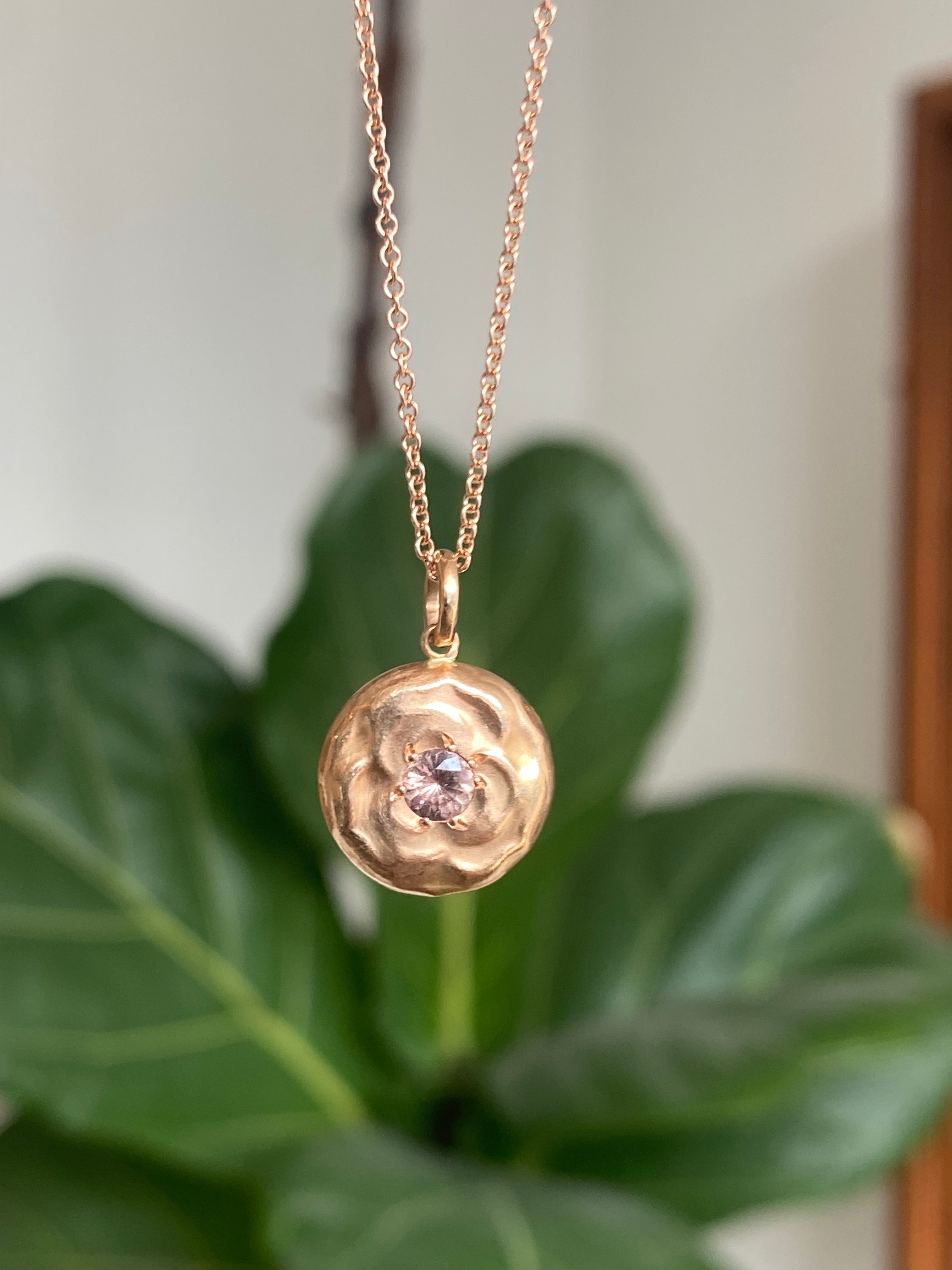 Folium Jewels- Blooming Rose Necklace