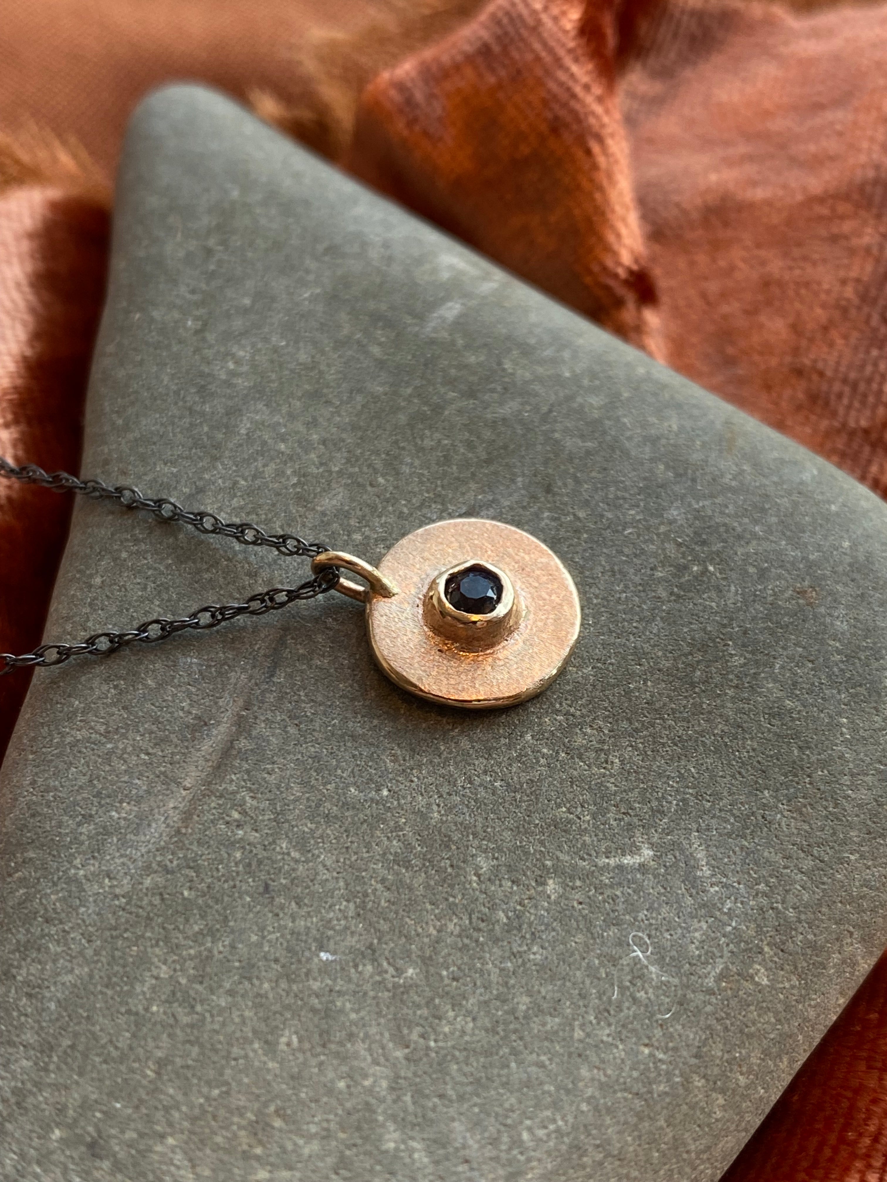 Elle Naz- Gold Disc Necklace