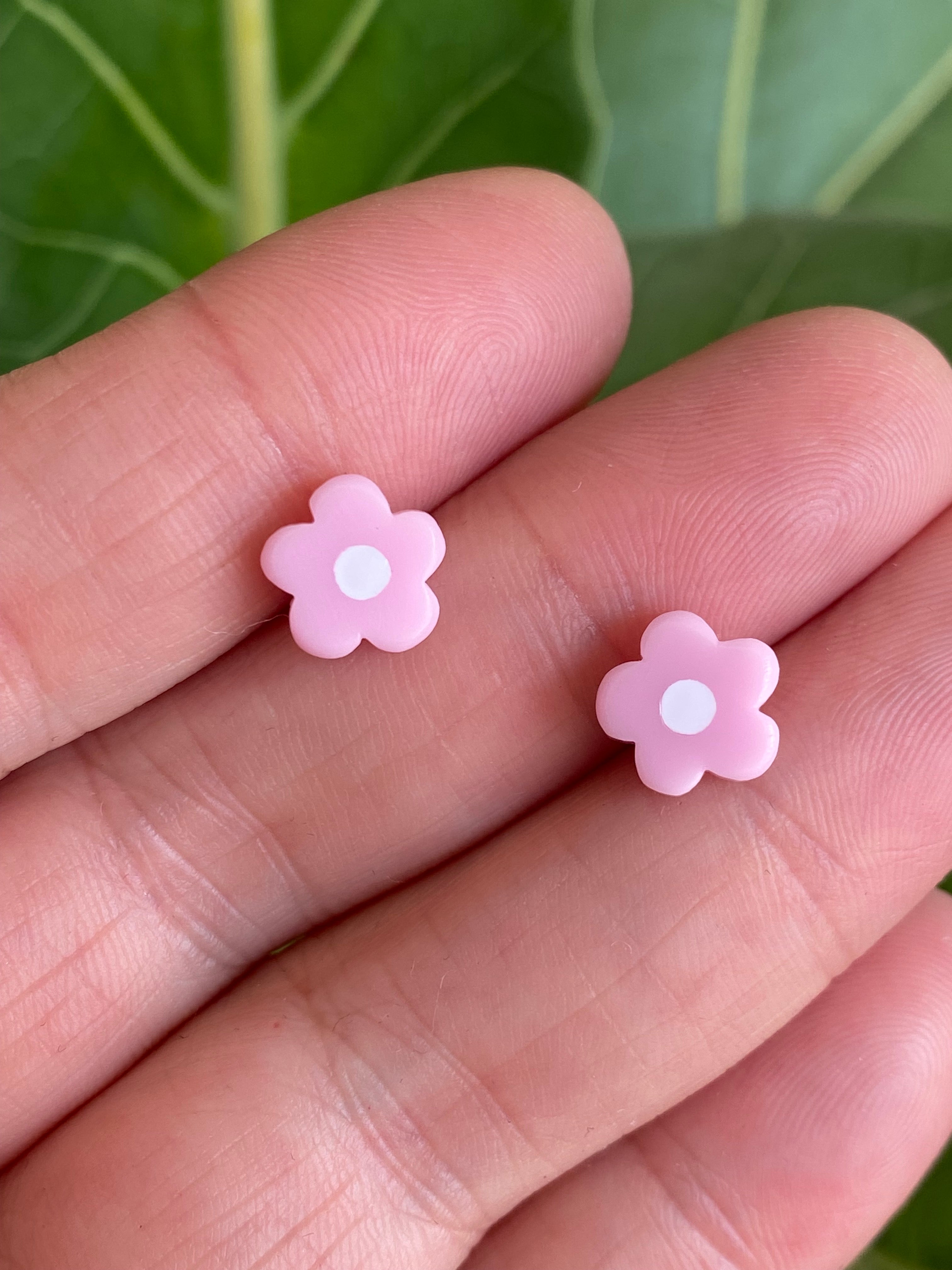 Woll Jewelry- Pink Mod Flower Stud Earrings