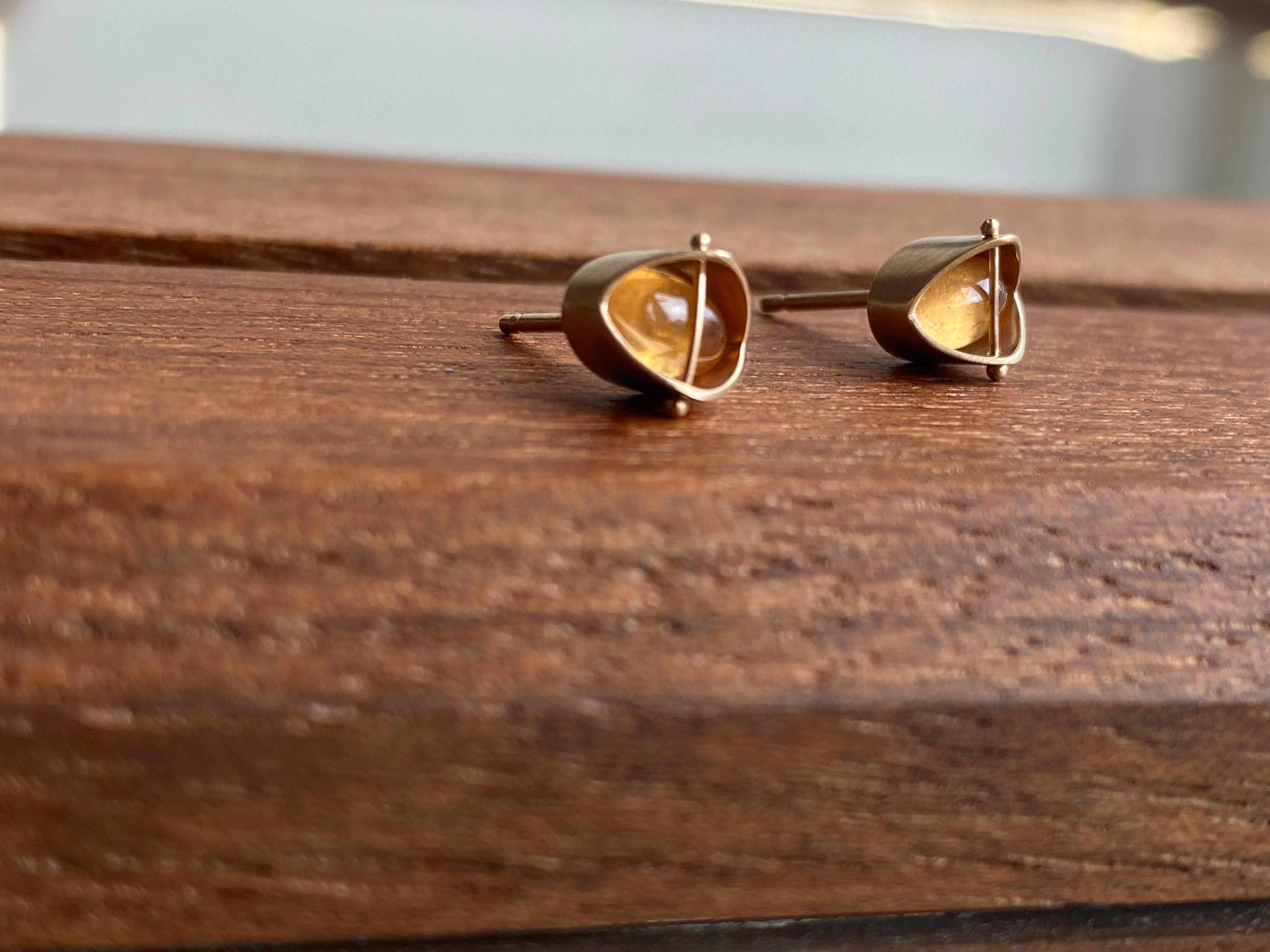Hilary Finck- Captured Garnet Stud Earrings