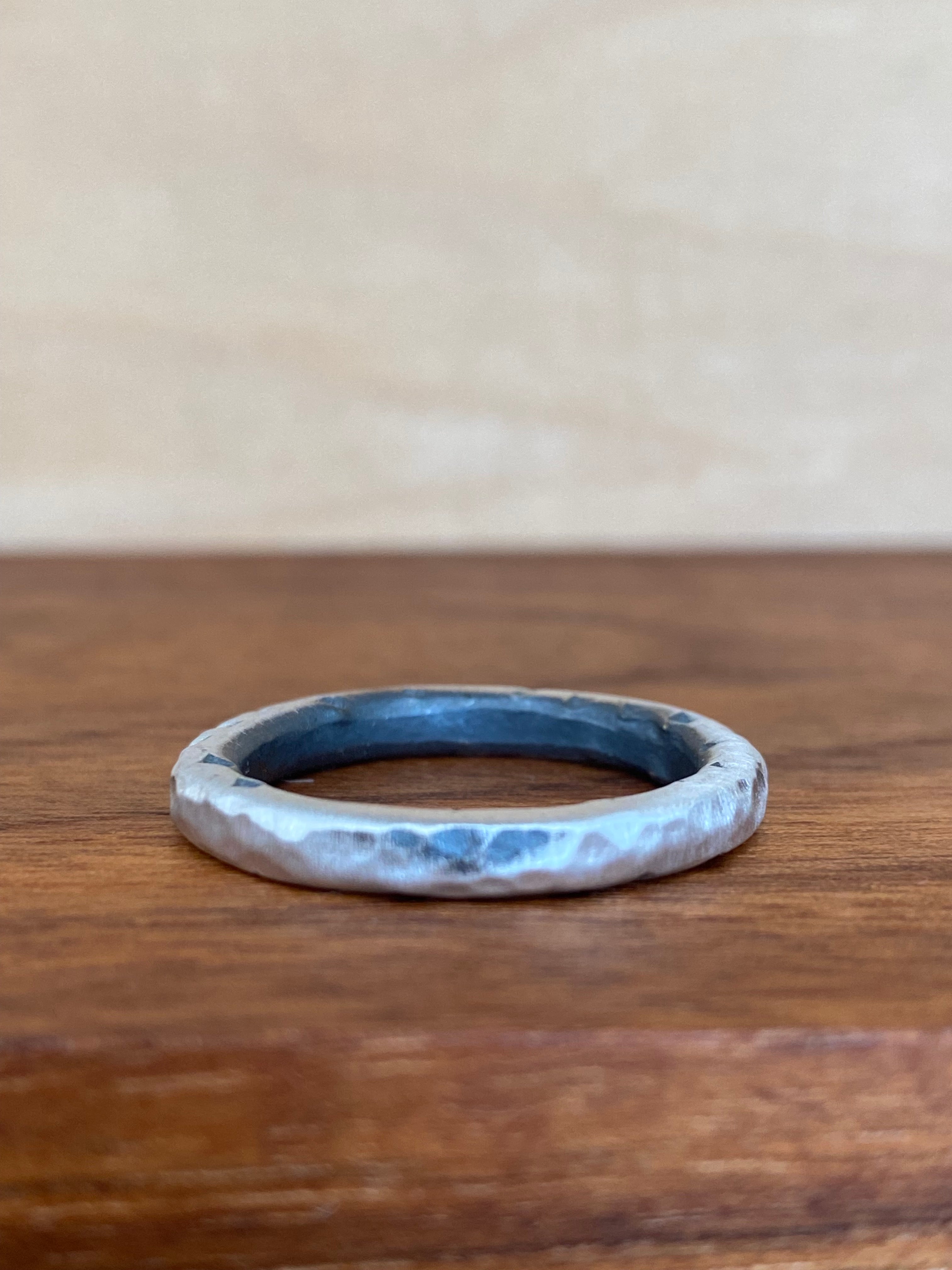 Betty Jäger- Heavyweight Celestial Hammered Rings
