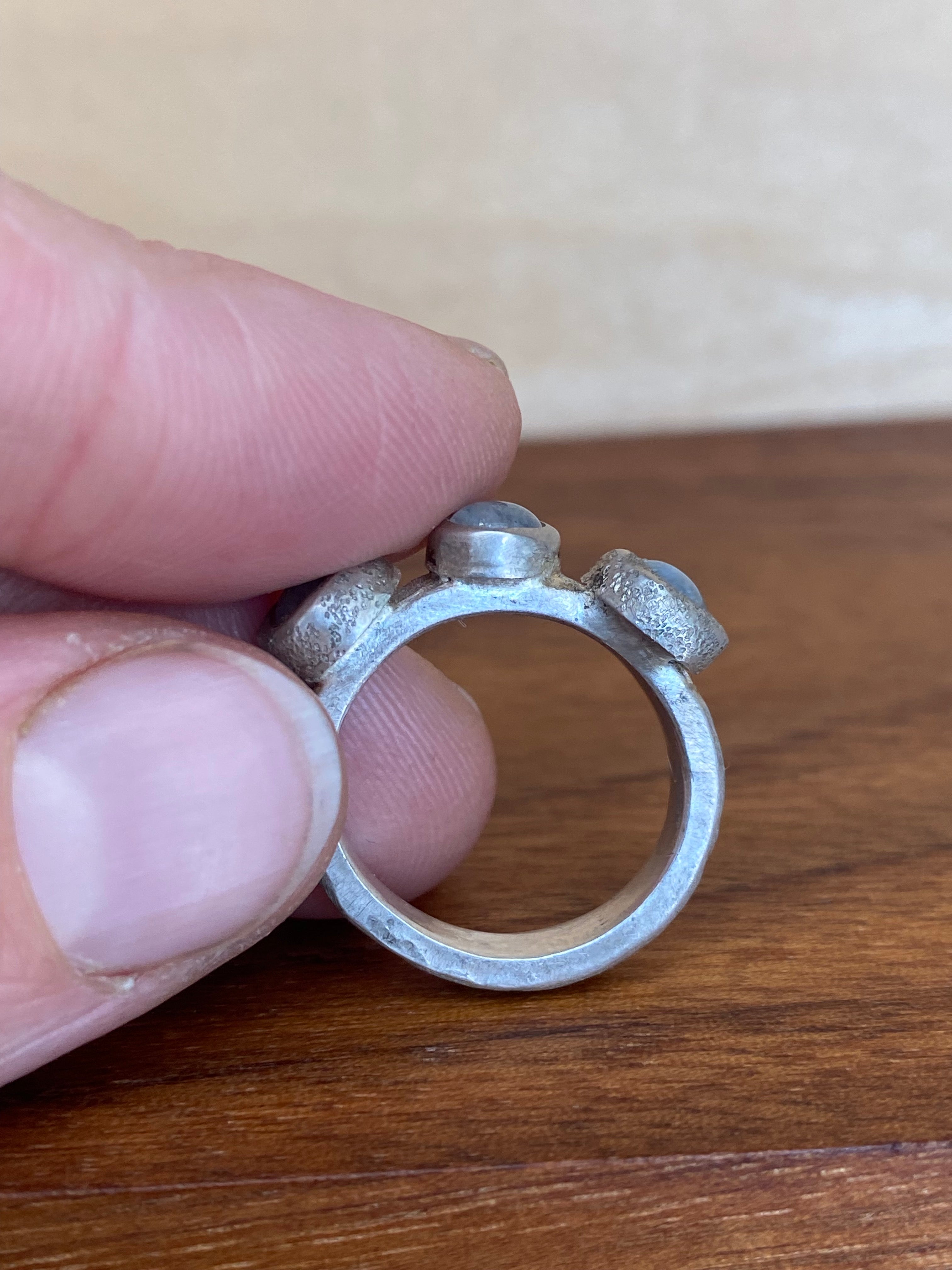 Betty Jäger- Moonstone Trio Ring