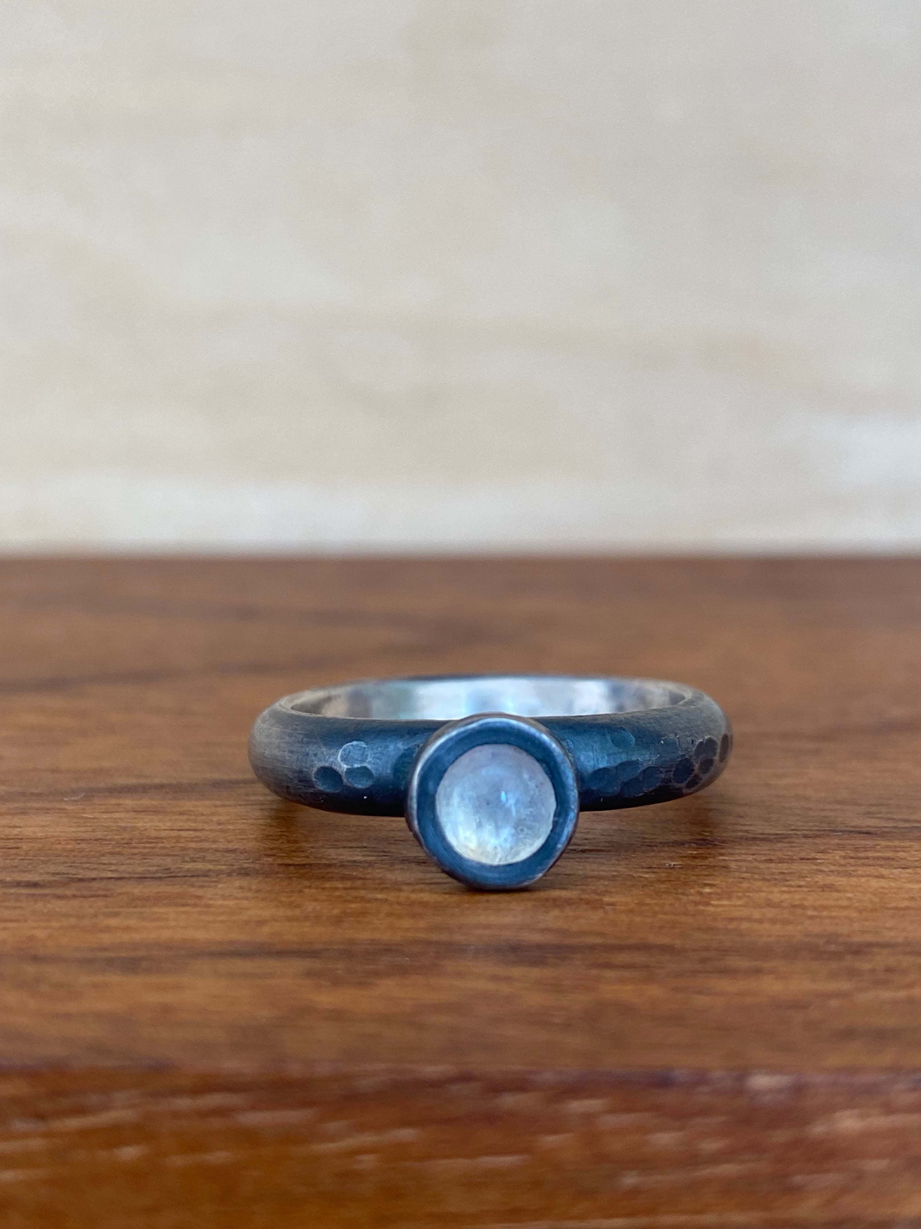 Betty Jäger- Moonstone Solitaire Ring