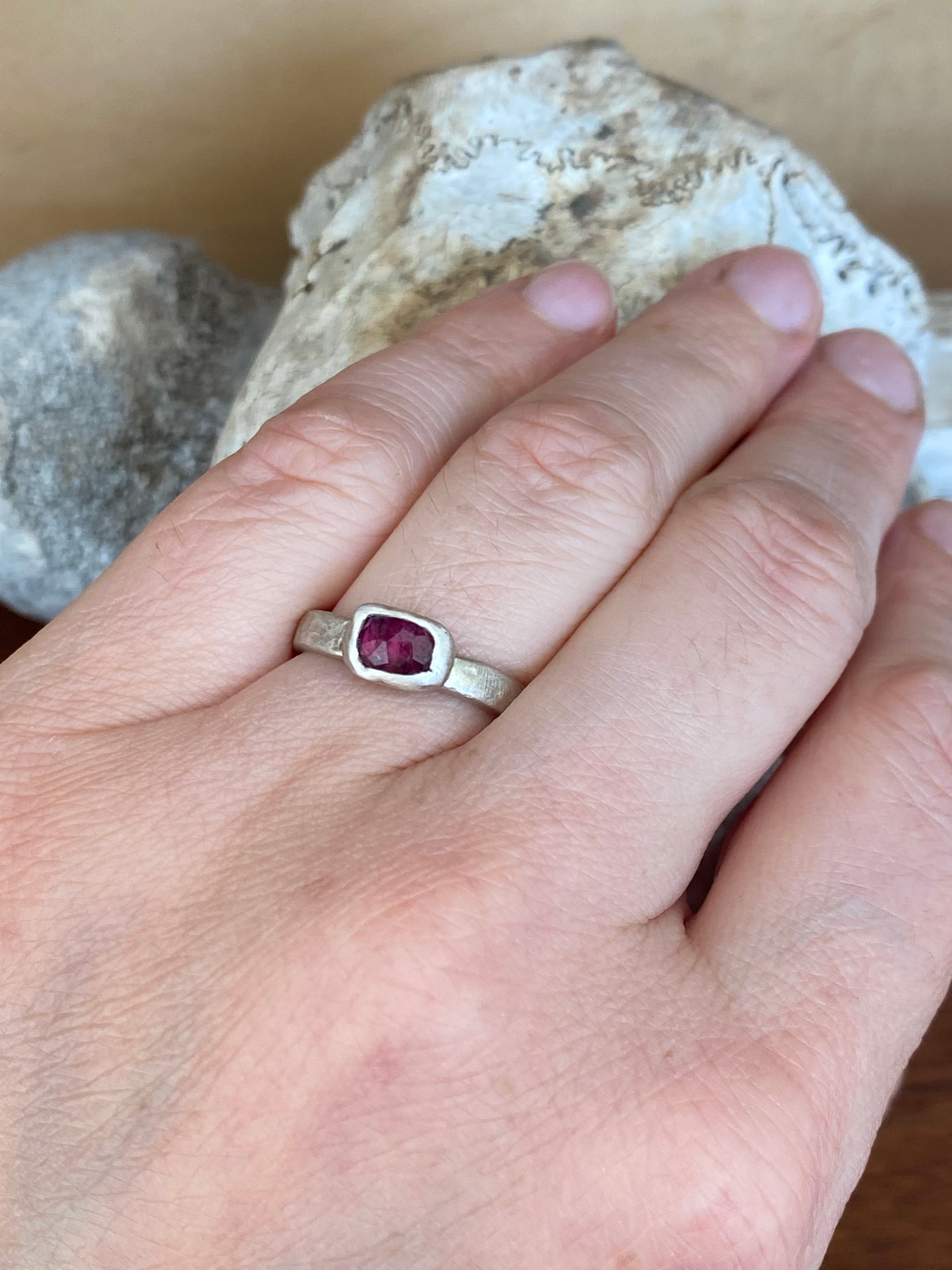 Betty Jäger- Pink Tourmaline Ring
