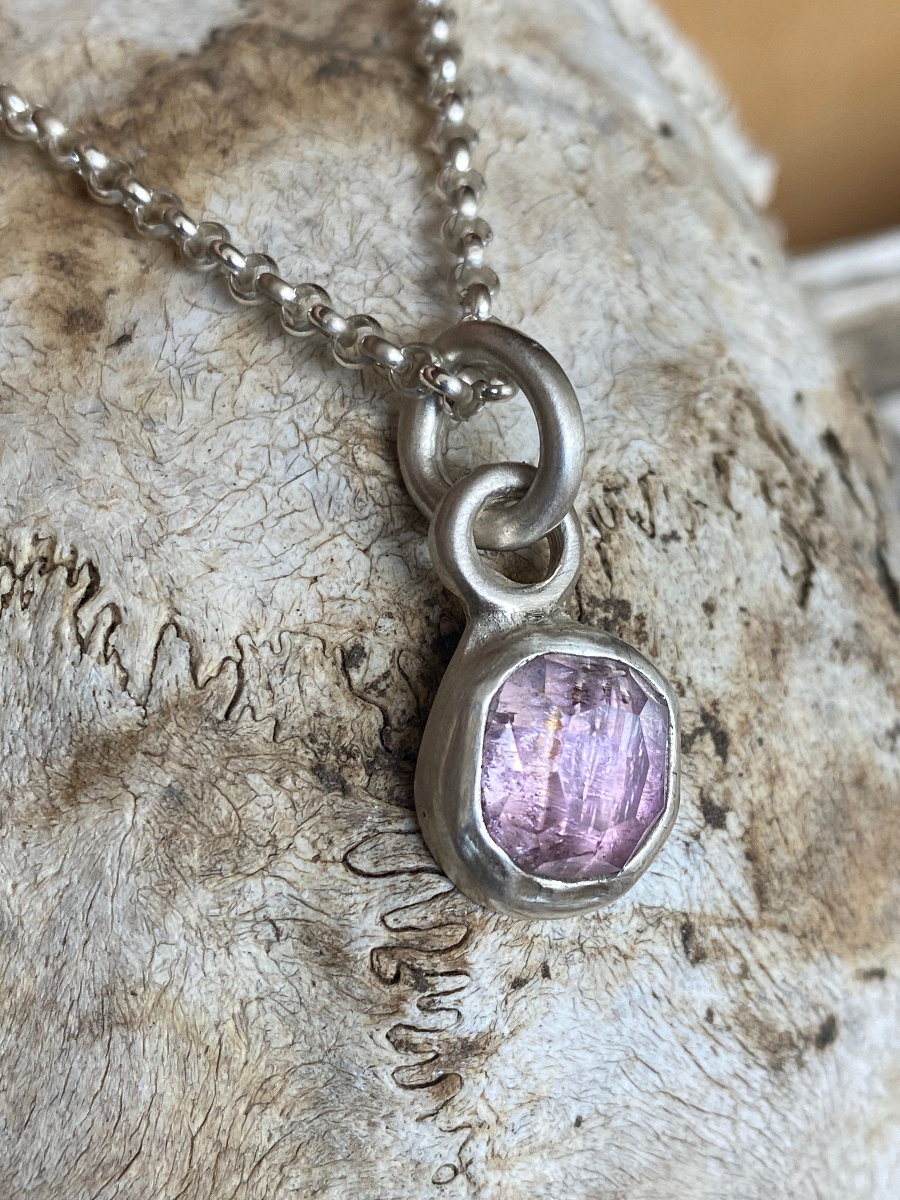Betty Jäger- Kunzite Nugget Necklace