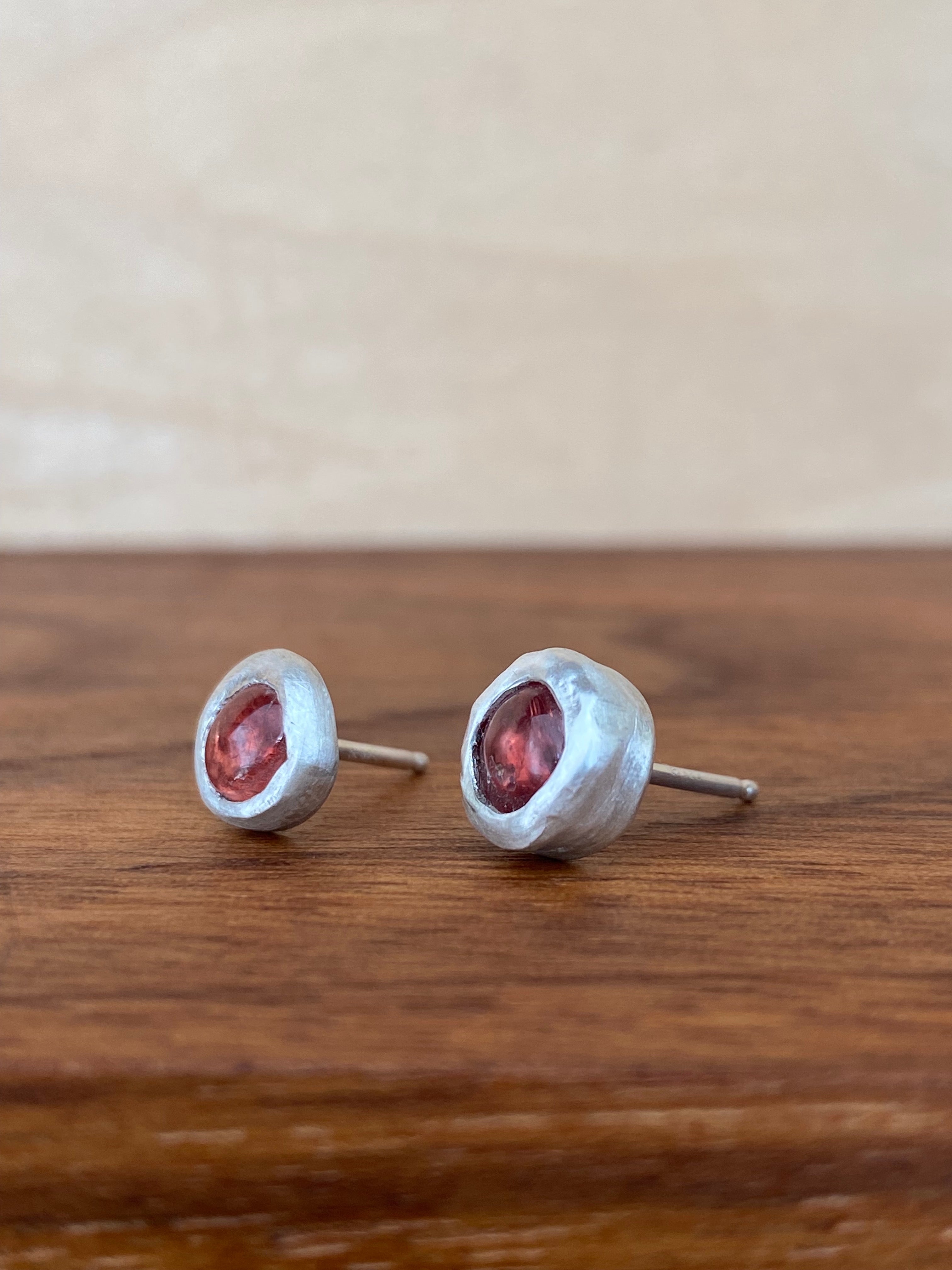Betty Jäger- Orange Spinel Sunburst Stud Earrings