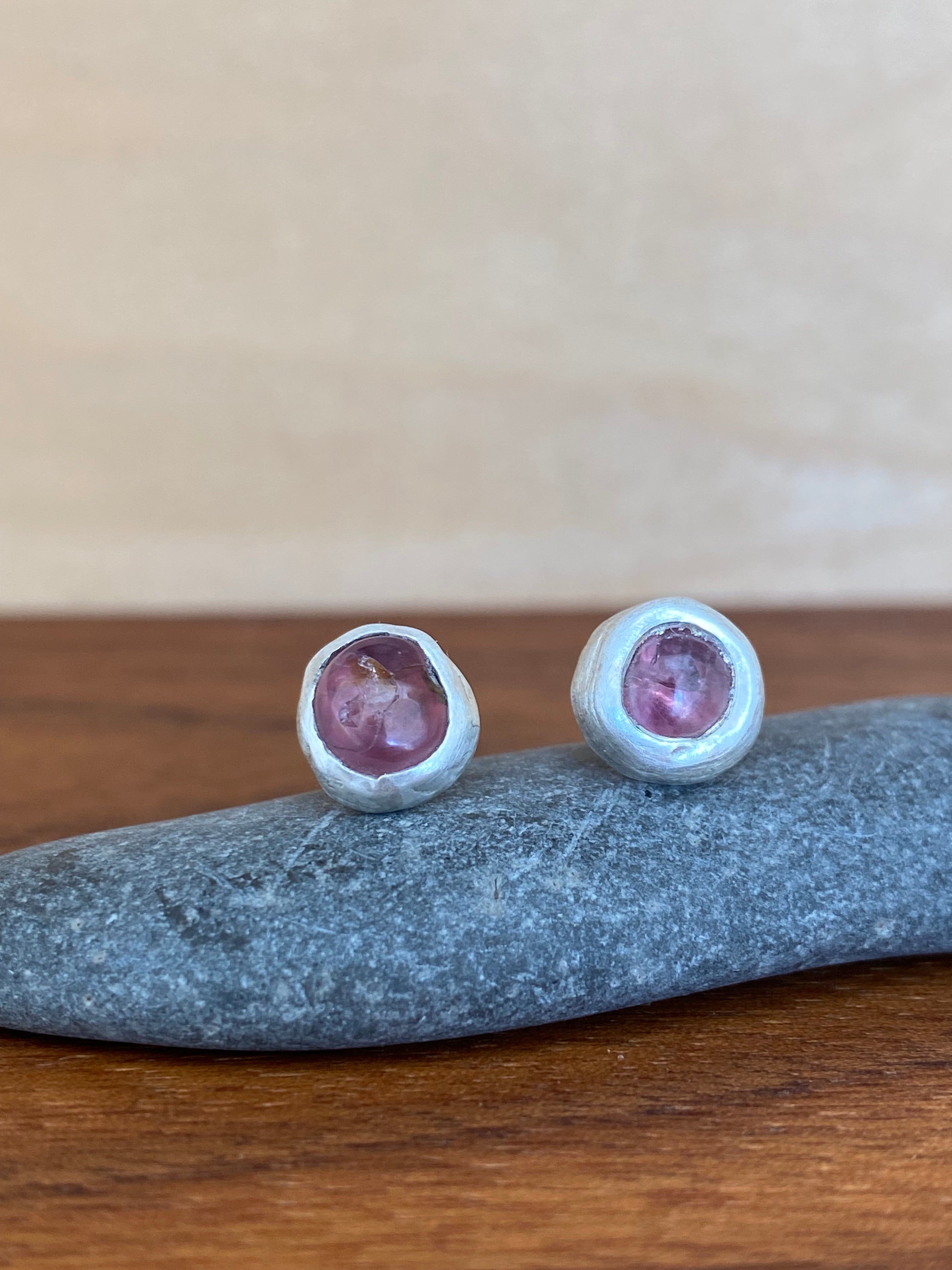 Betty Jäger- Light Pink Spinel Stud Earrings