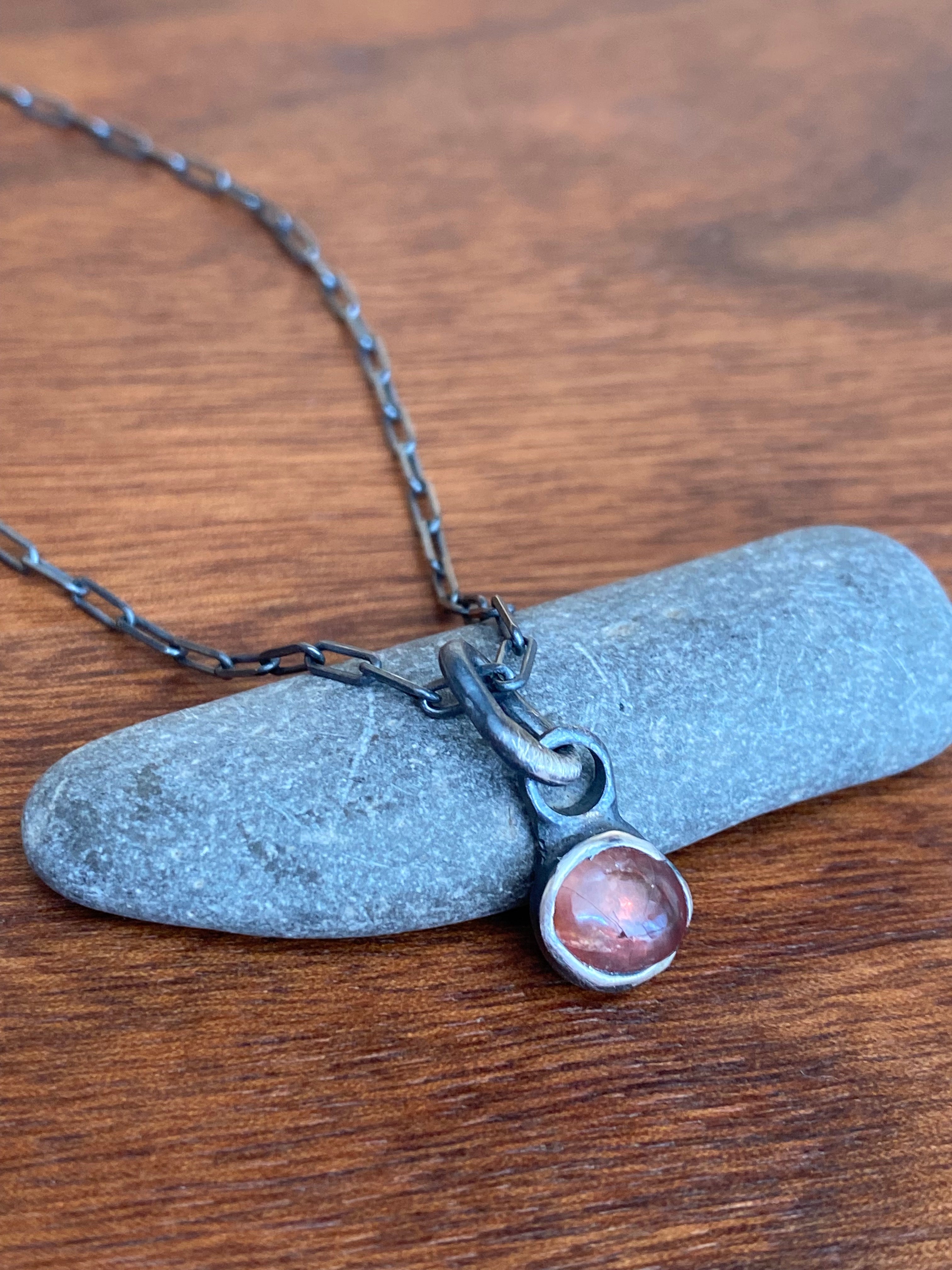 Betty Jäger- Orange Spinel Cabochon Necklace