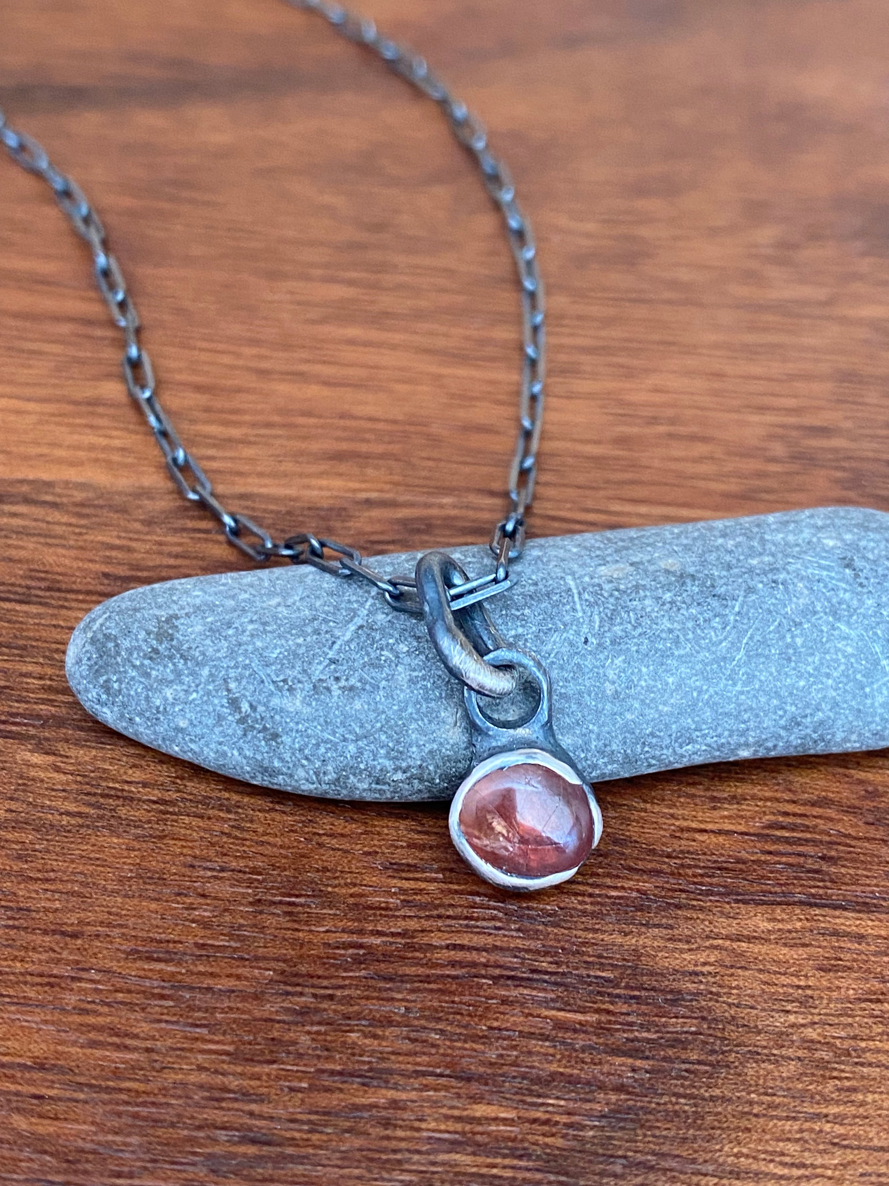 Betty Jäger- Orange Spinel Cabochon Necklace