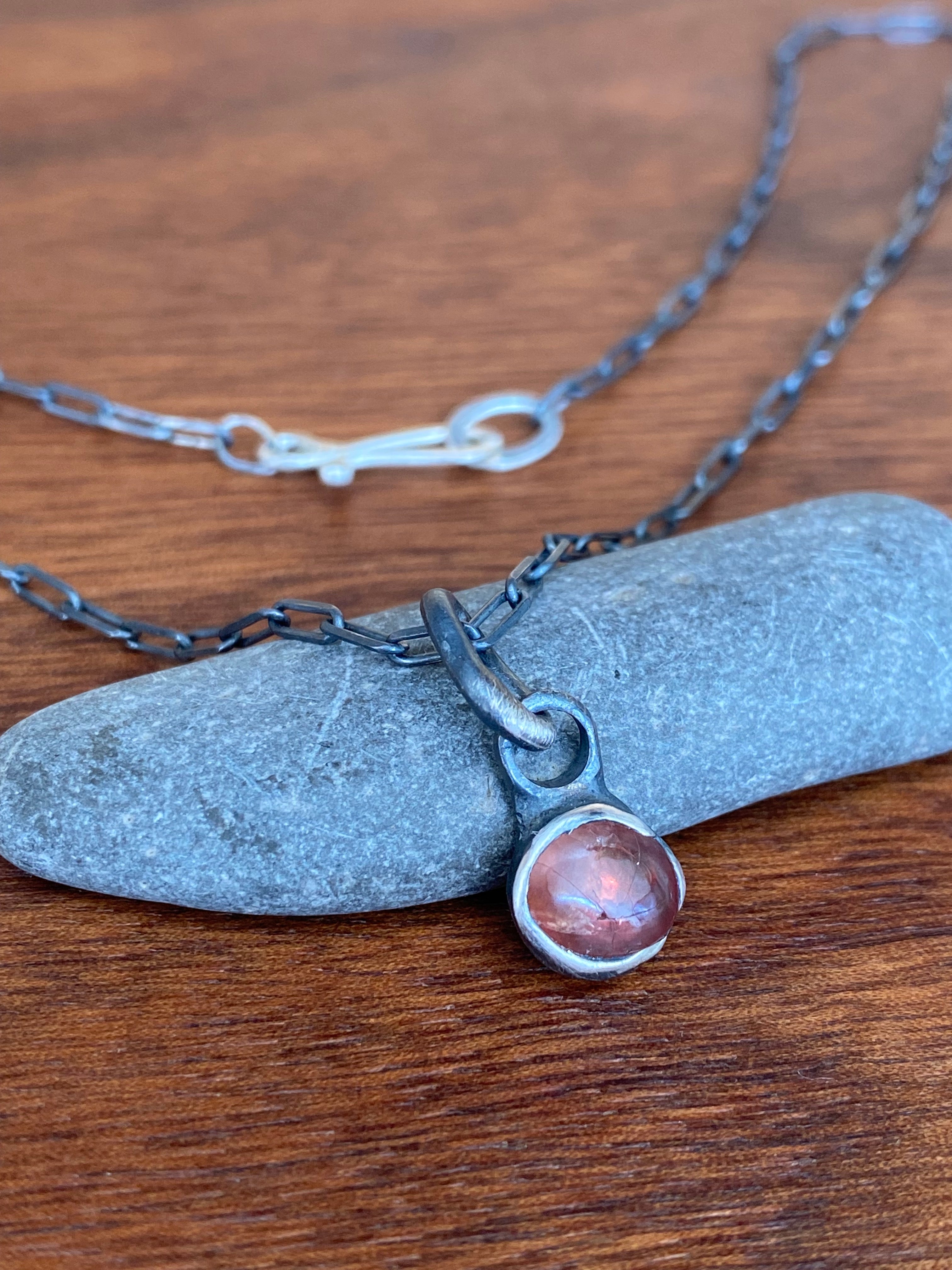 Betty Jäger- Orange Spinel Cabochon Necklace