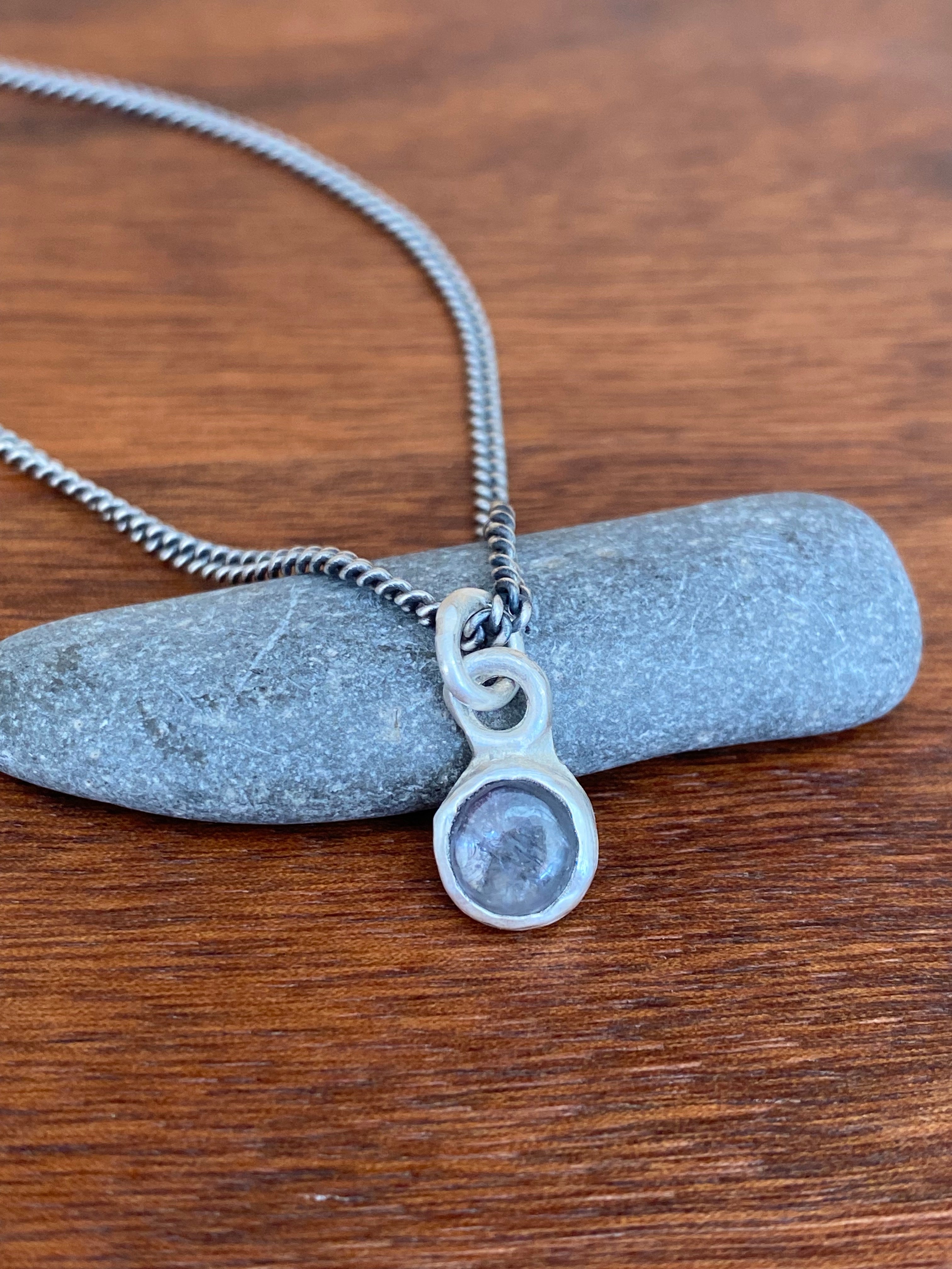 Betty Jäger- Grey Spinel Cabochon Necklace