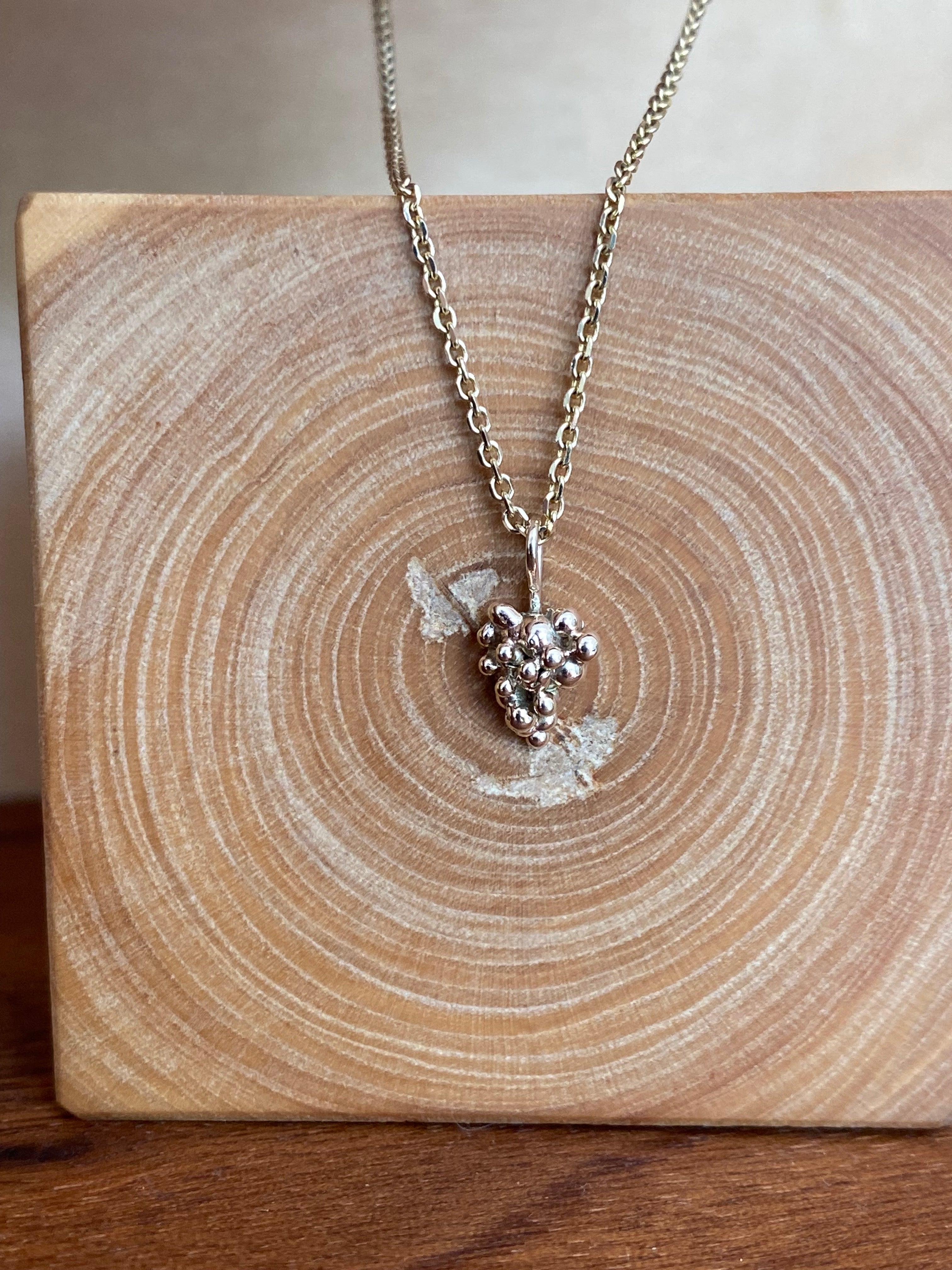 Elle Naz- Gold Cluster Necklace