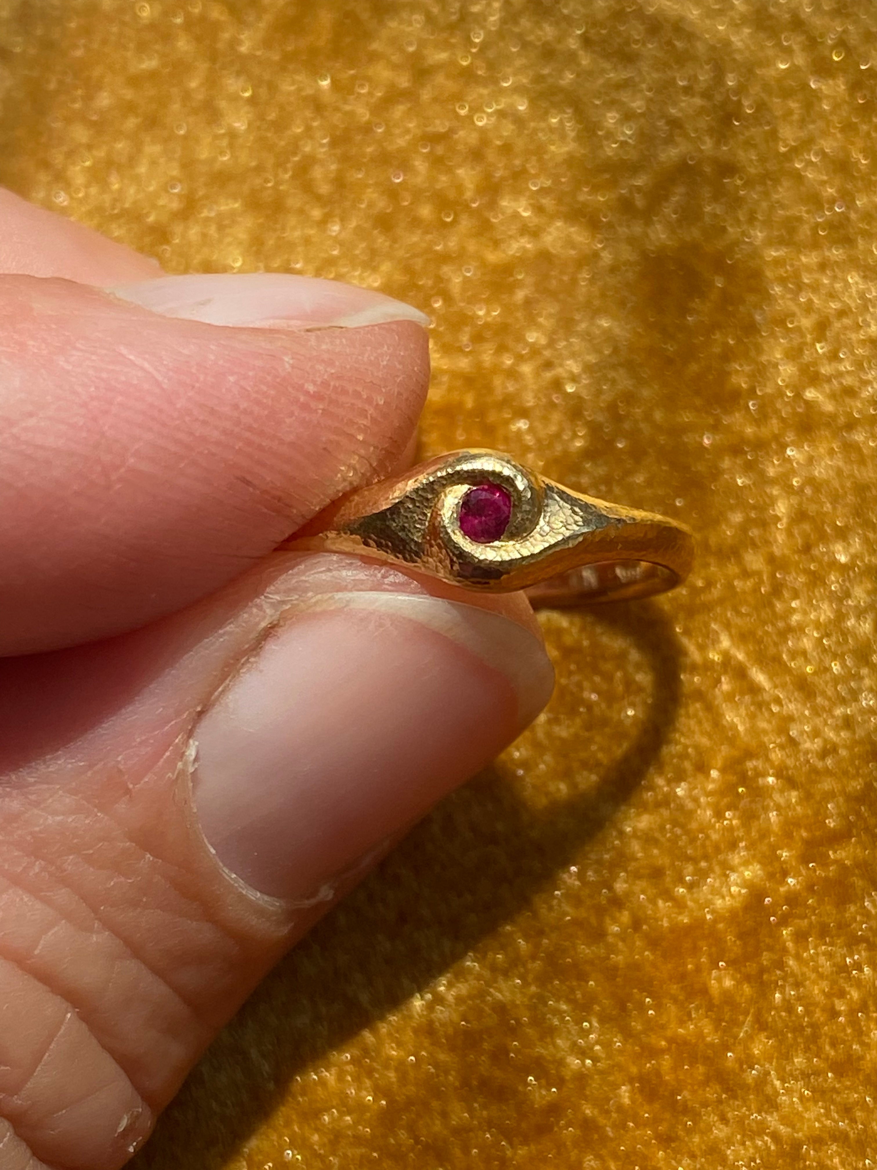 Folium Jewels- Embrace Ruby Ring