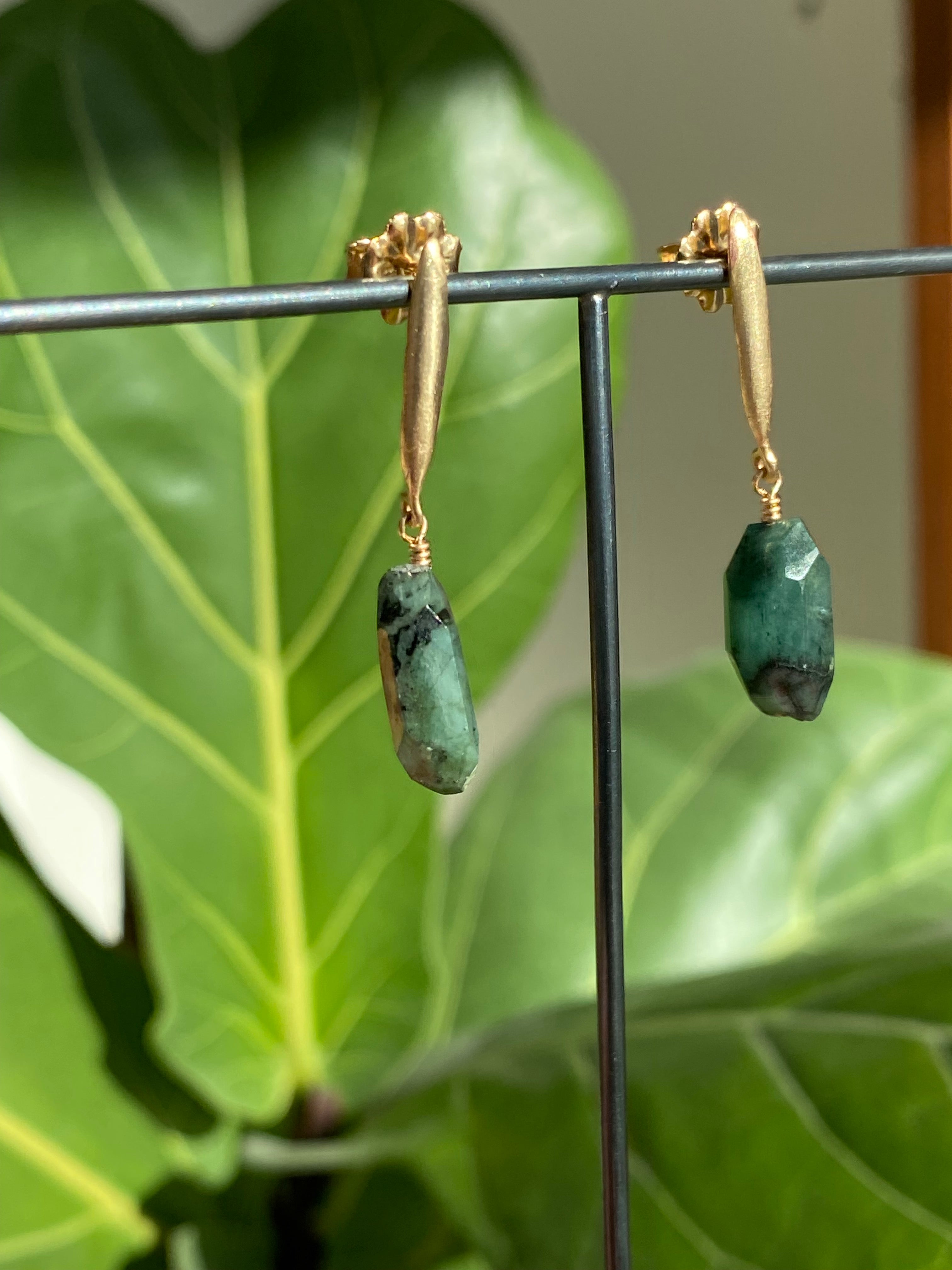 Julie Cohn- Emerald Seed Drop Earrings