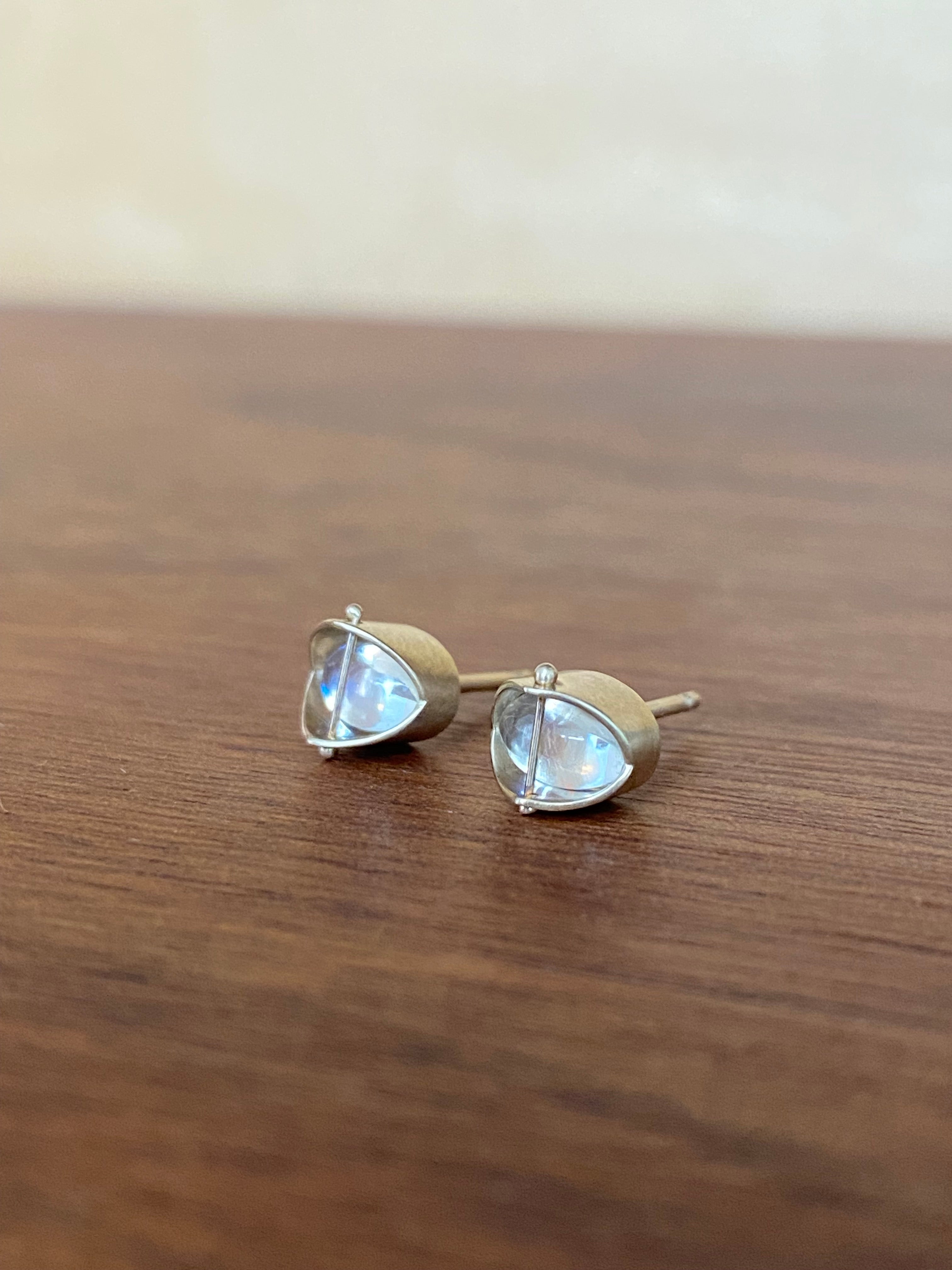 Hilary Finck- Captured Oval Moonstone Stud Earrings