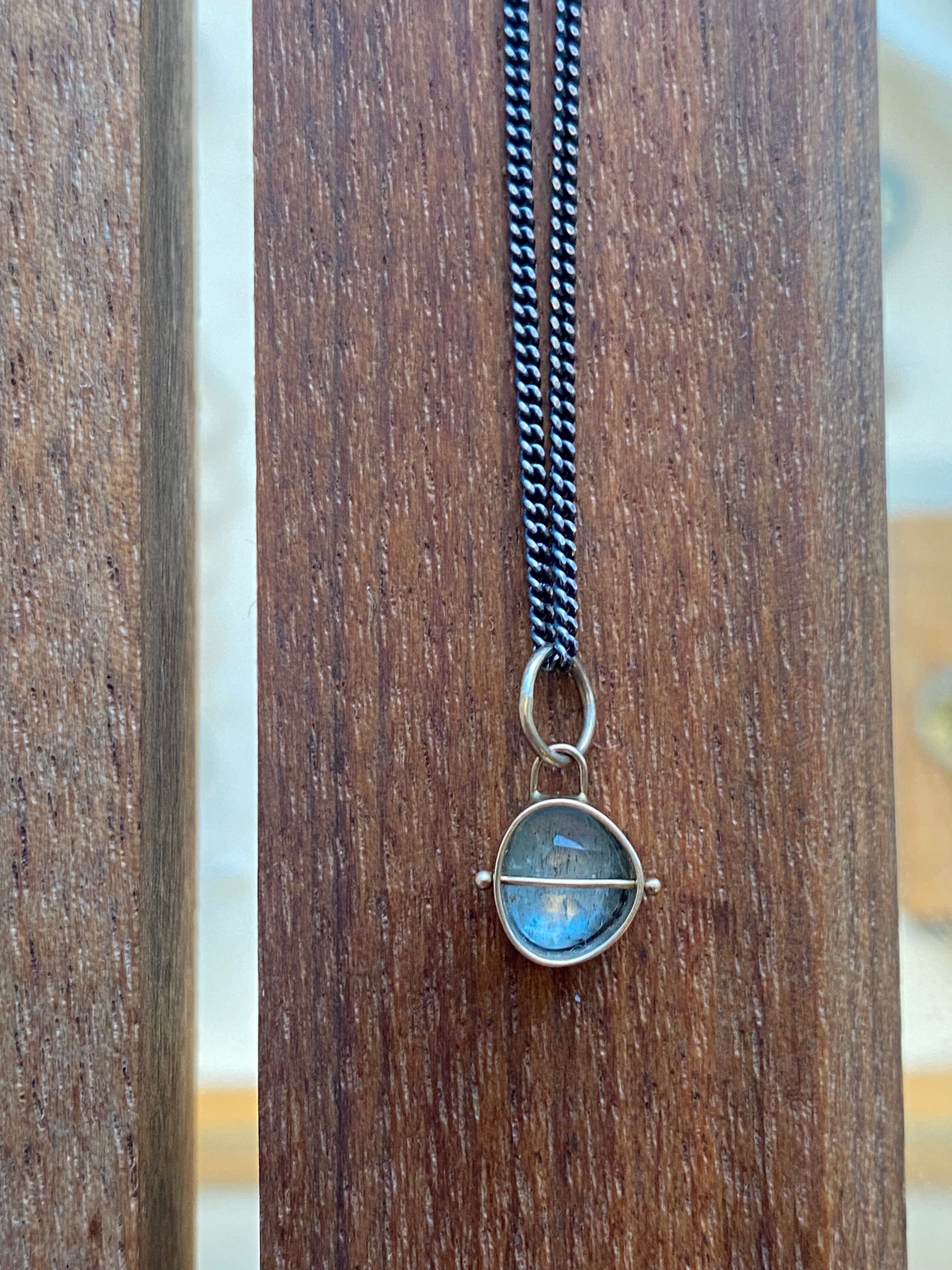 Hilary Finck- Captured Mossy Aquamarine Necklace