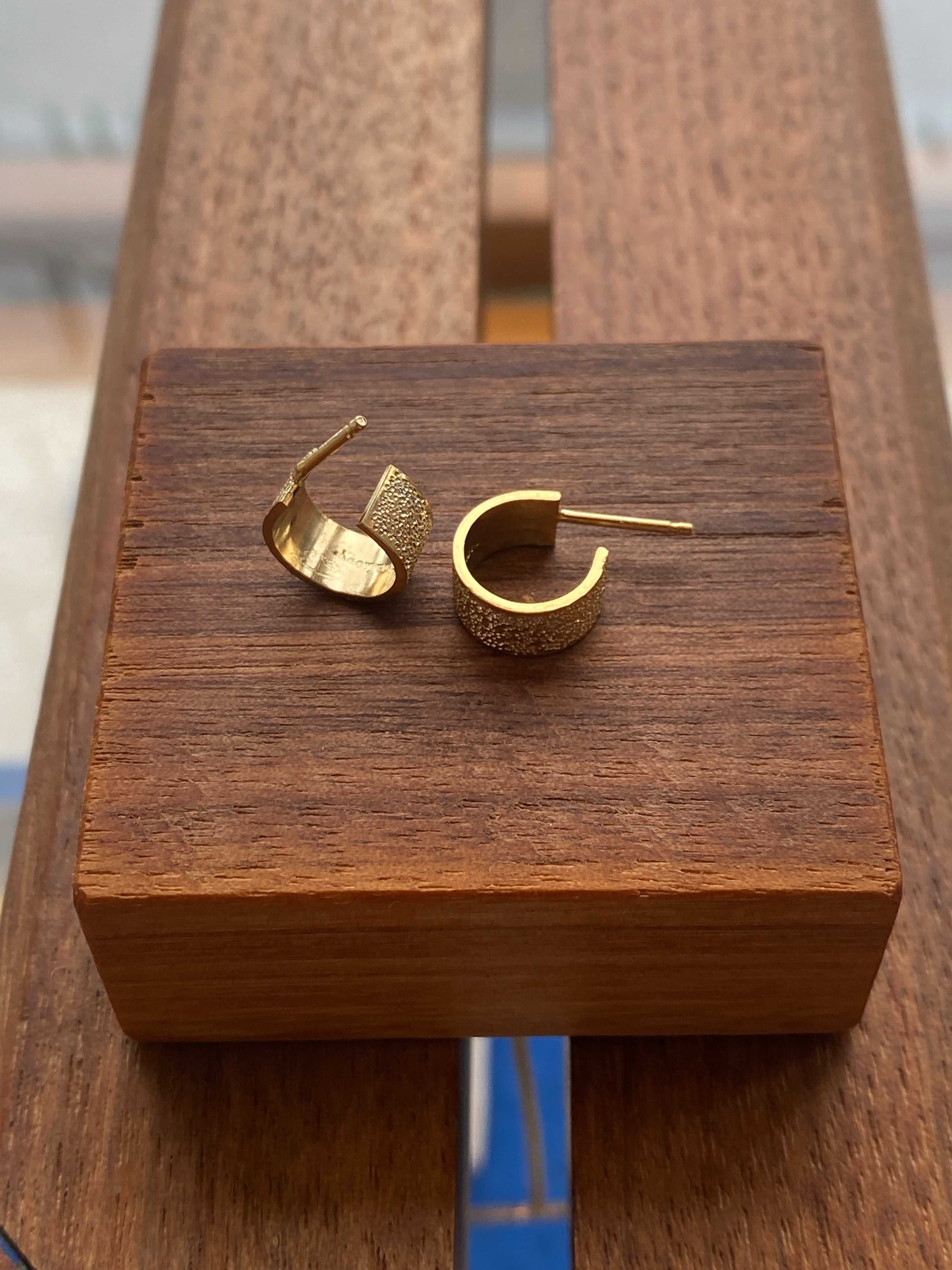 Christina Kober- Grand Huggie Hoop Earrings