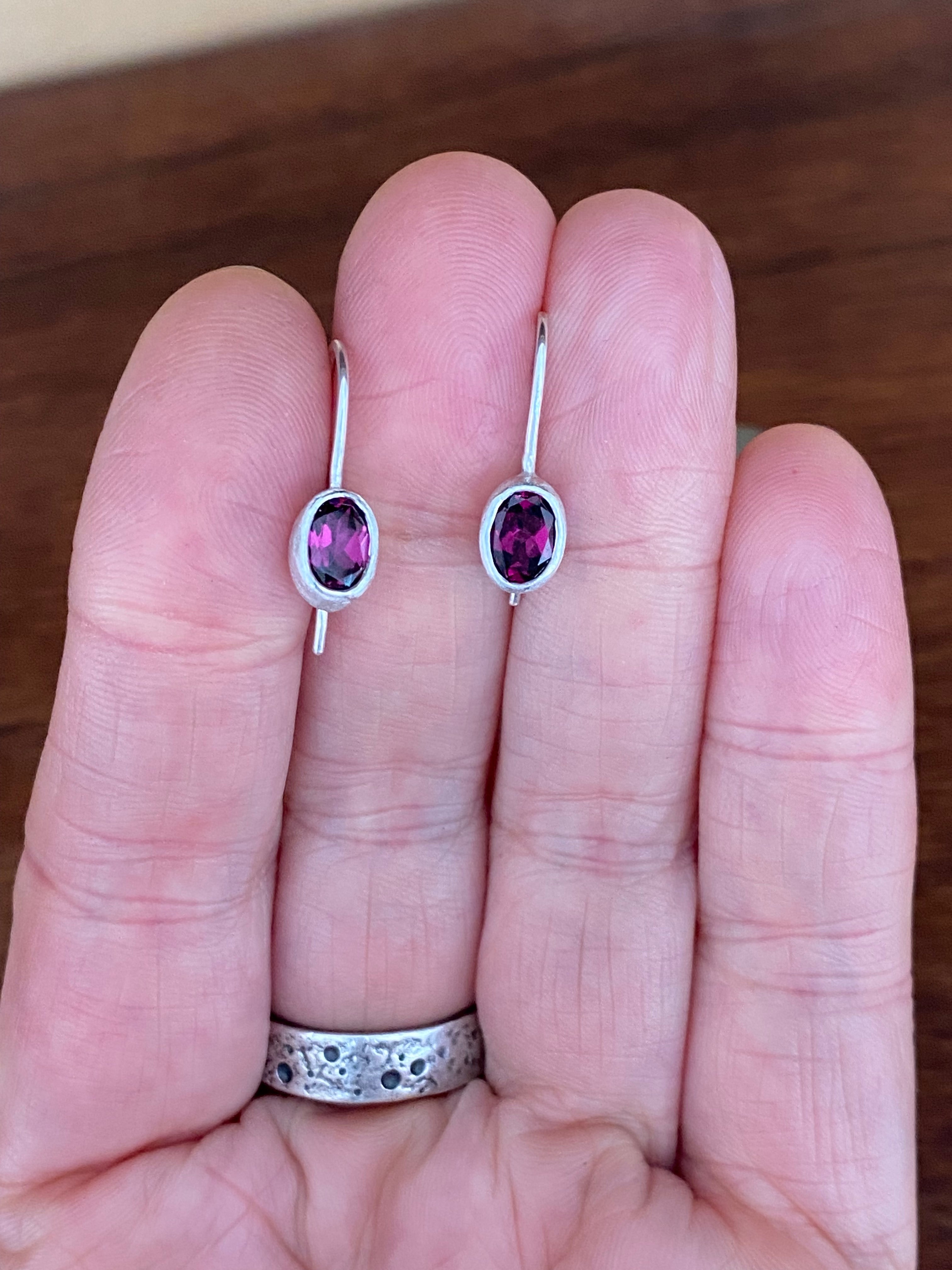 Siedra Loeffler- Oval Garnet Drop Earrings