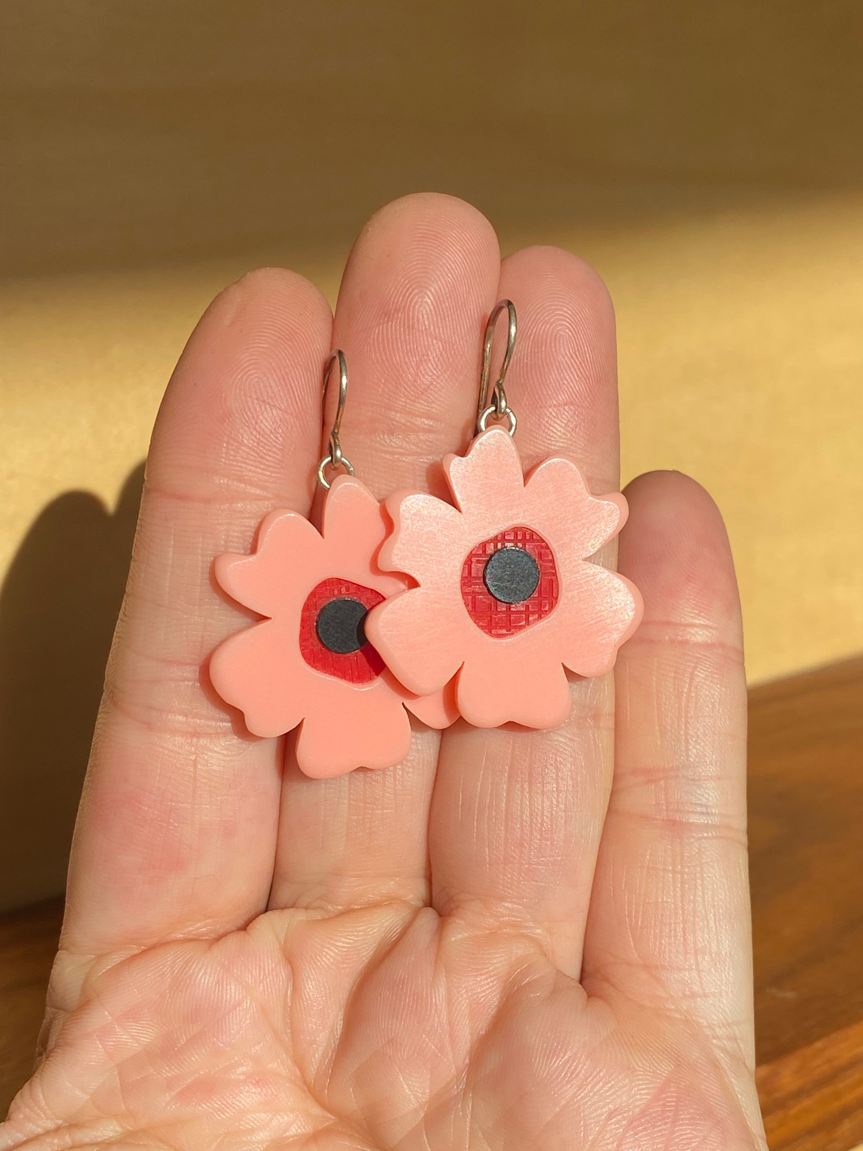 Woll Jewelry- Two Toned Poppy Earring on Wire